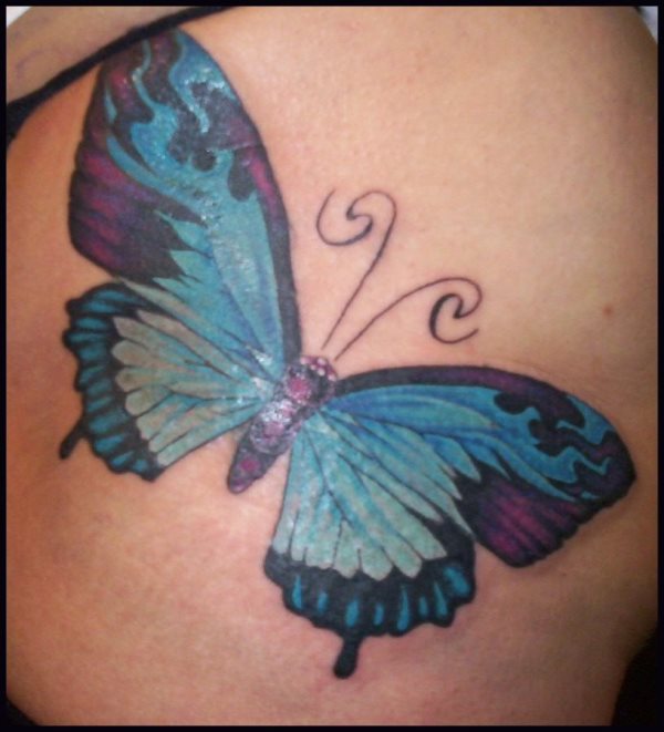 Mariposa en tonos azules y morados