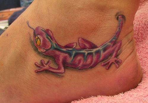 Salamandra en tonos rosados