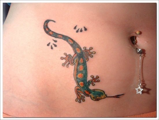 Tattoo en el abdomen