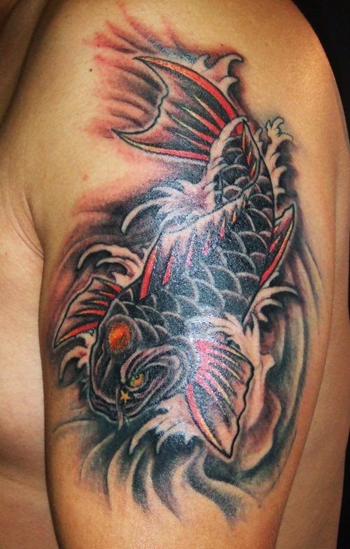 Tattoo de tamao medio en el brazo