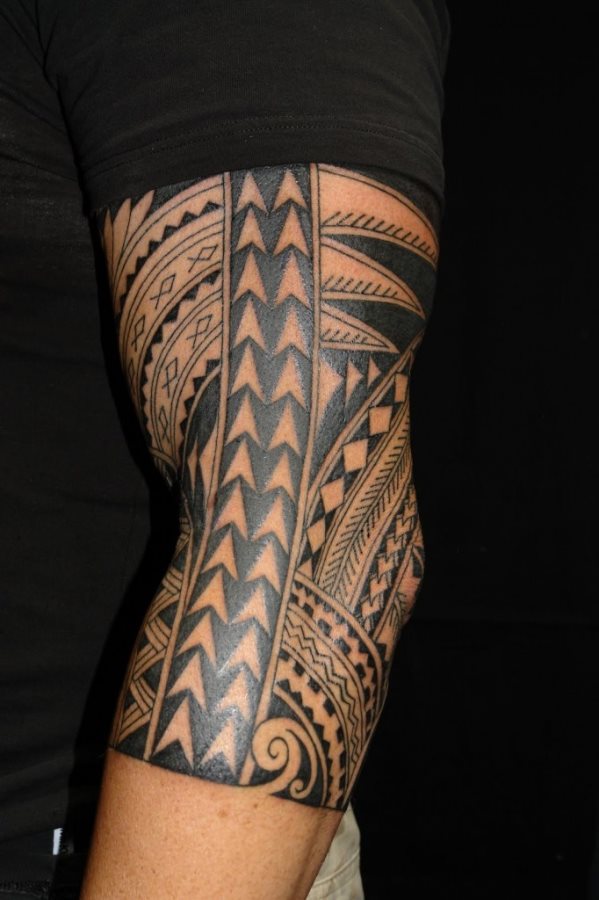 Quizás este es el mejor y más bello tatuaje de esta galería, además por ser un tatuaje azteca que nos gusta bastante, aunque nos pasará como con los tribales (Esperamos equivocarnos), también debemos añadir que los tatuajes que apenas dejan espacios sin tatuar nos encantan y este es un caso de ellos