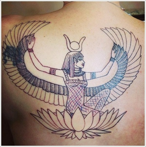 Toda la espalda completa con una reina egipcia