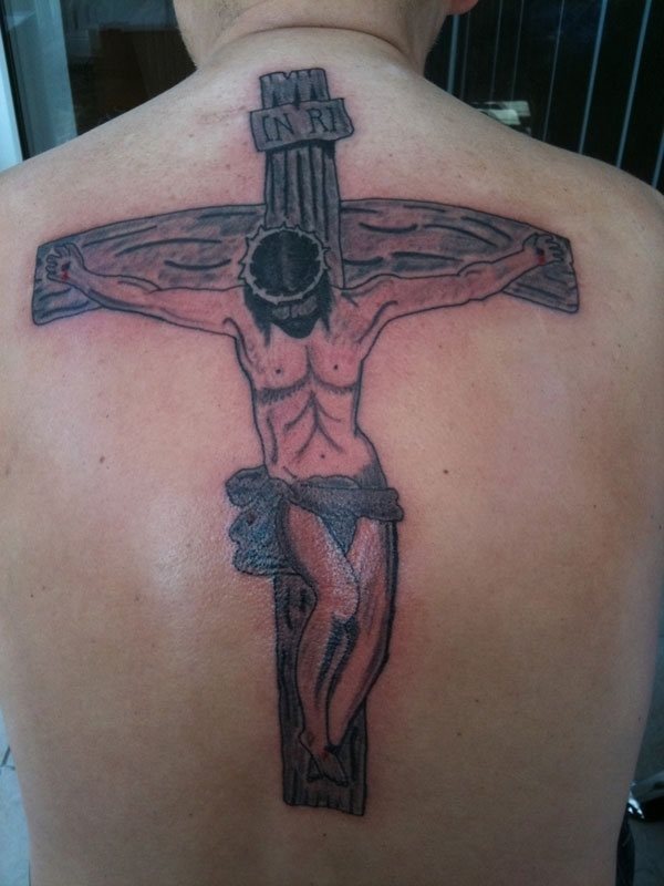 Jess crucificado sobre la espalda