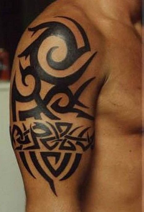 Diseo tribal en tono negro