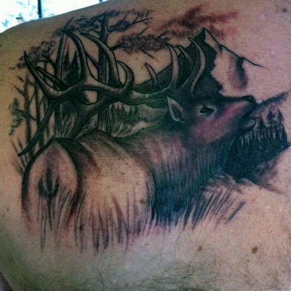 tatuaje caza cazador 113
