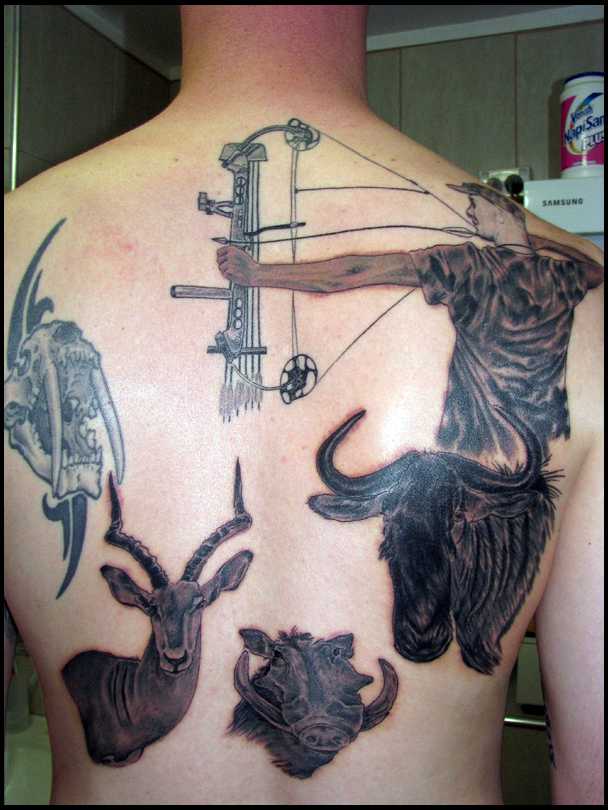 tatuaje caza cazador 139