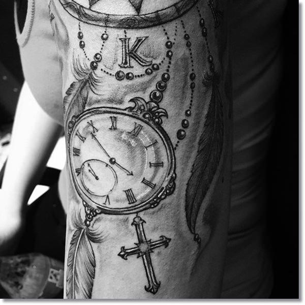 tatuaje reloj de bolsillo 109