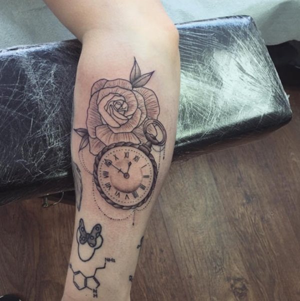 tatuaje reloj de bolsillo 389