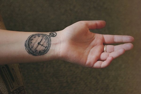 tatuaje reloj de bolsillo 597