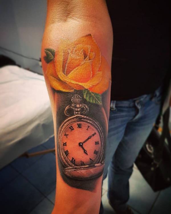 tatuaje reloj de bolsillo 71