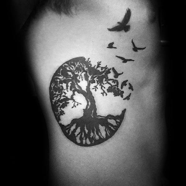 tatuaje arbol vida para hombre 50