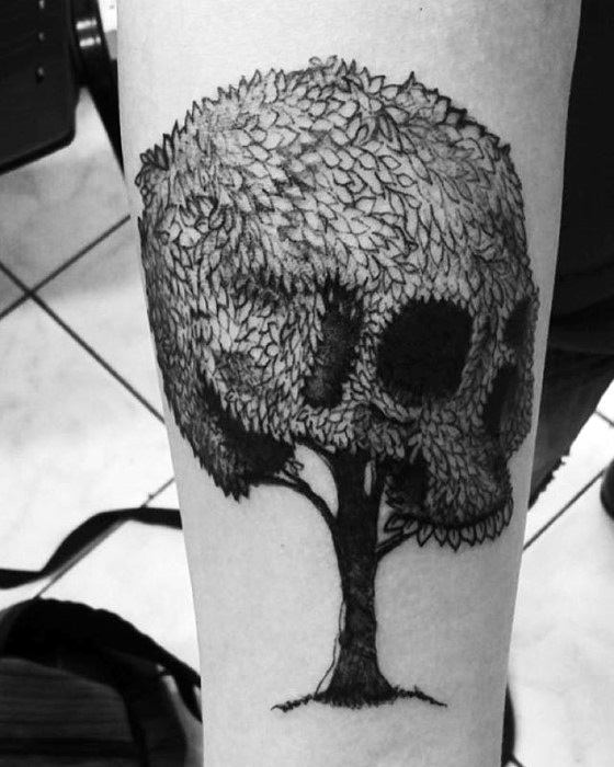 tatuaje calavera y arbol para hombre 21