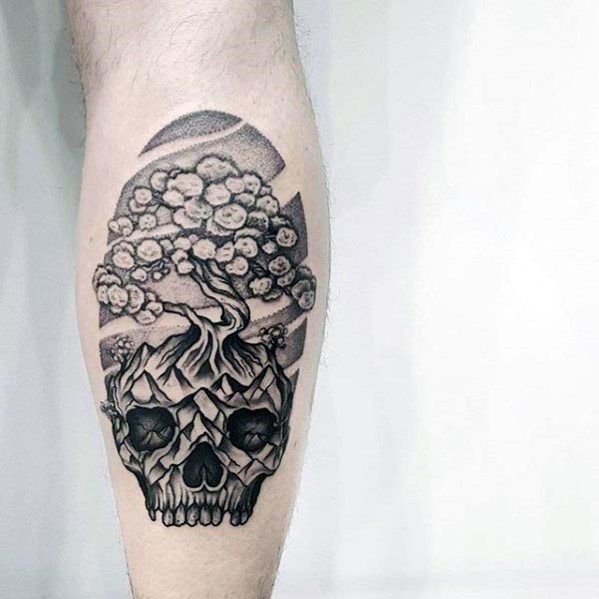 tatuaje calavera y arbol para hombre 29