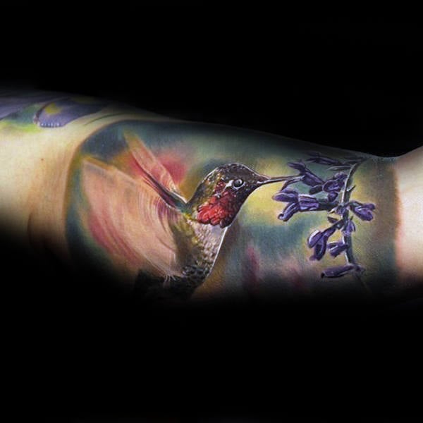 tatuaje colibri para hombre 40