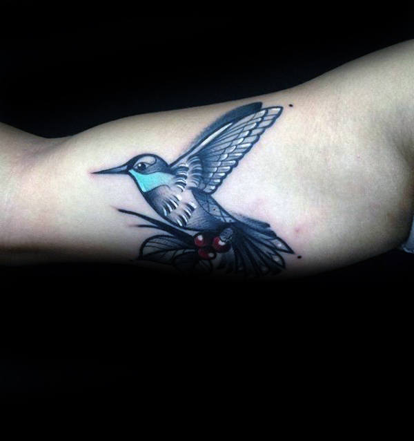 tatuaje colibri para hombre 57