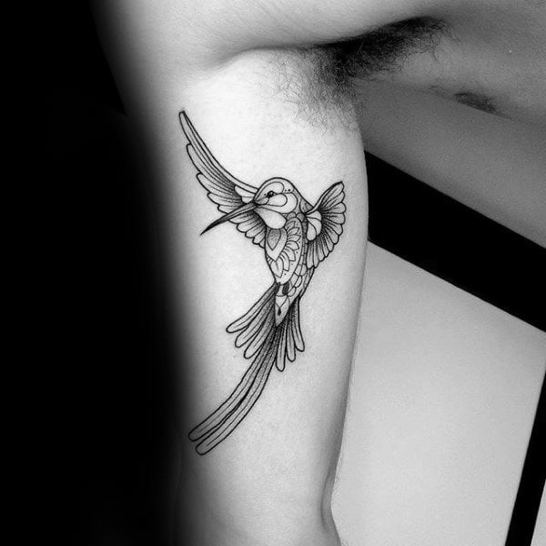 tatuaje colibri para hombre 58