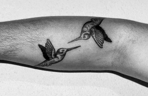 tatuaje colibri para hombre 73