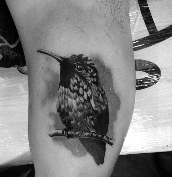 tatuaje colibri para hombre 74