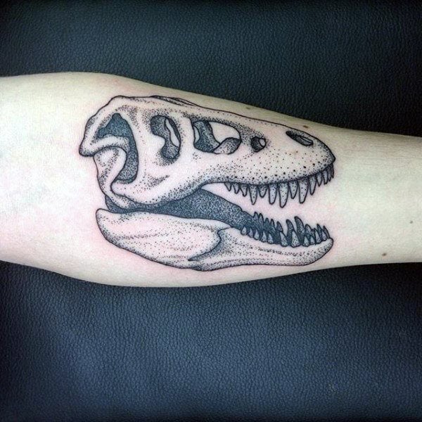 tatuaje dinosaurio para hombre 35