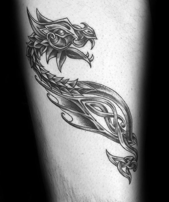 tatuaje dragon celta para hombre 05
