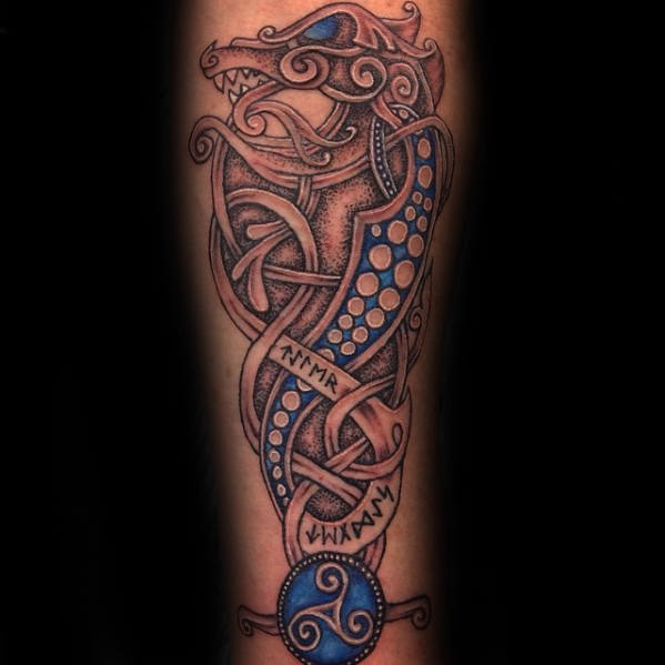 tatuaje dragon celta para hombre 45