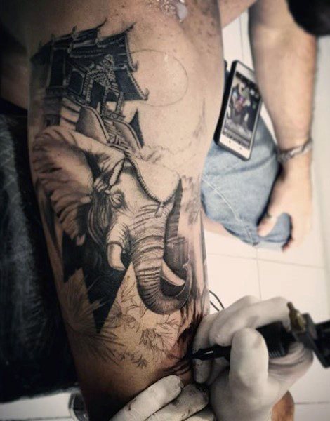 tatuaje elefante para hombre 02