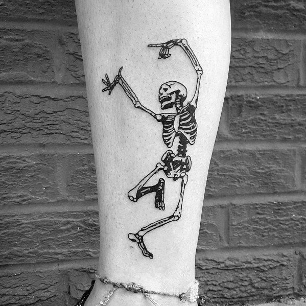 tatuaje esqueleto bailando para hombre 31