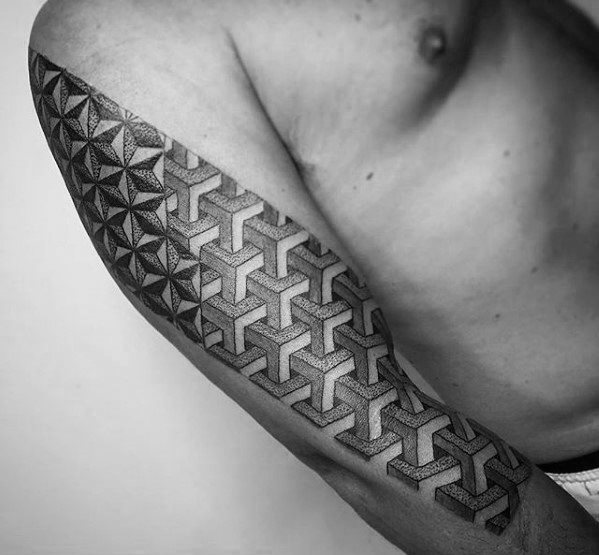 tatuaje geometrico brazo para hombre 20