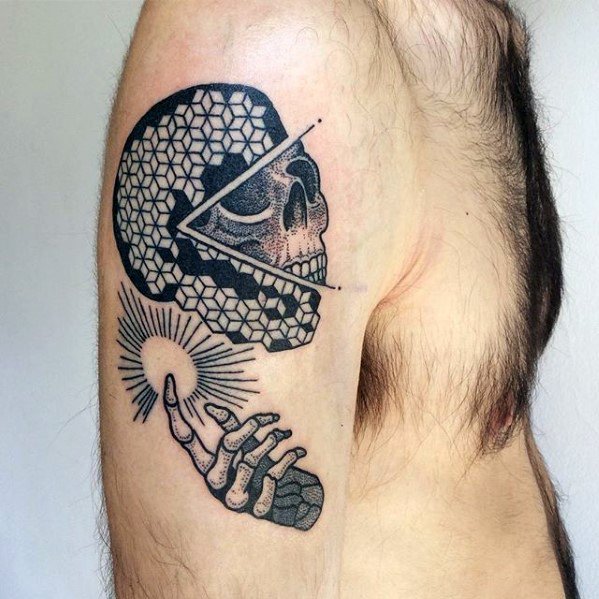 tatuaje geometrico brazo para hombre 37