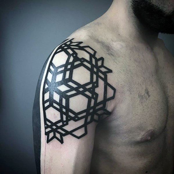 tatuaje geometrico brazo para hombre 44