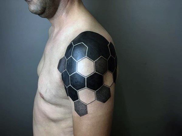 tatuaje geometrico brazo para hombre 45