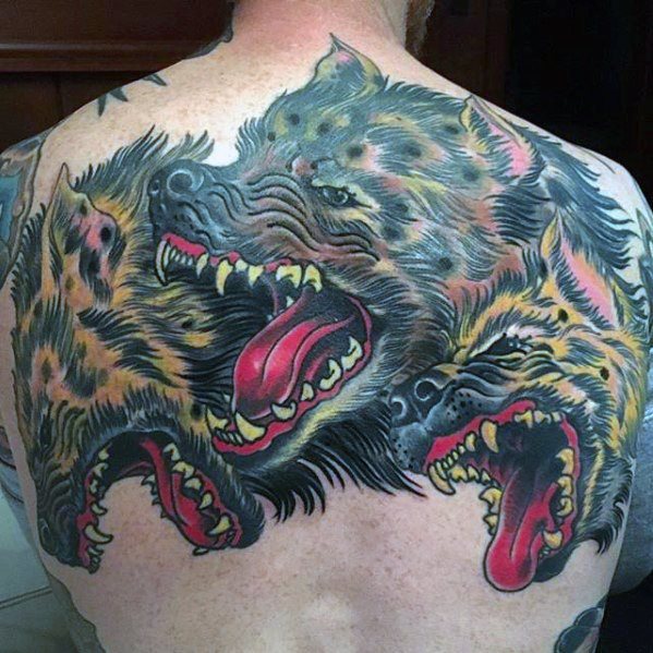 tatuaje hiena para hombre 19