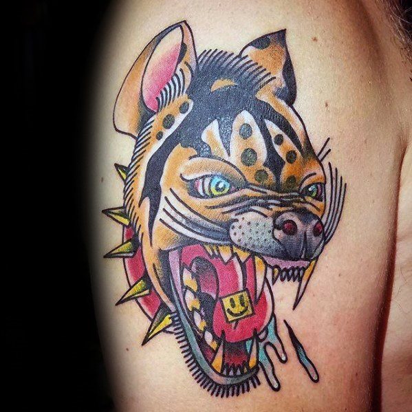 tatuaje hiena para hombre 34
