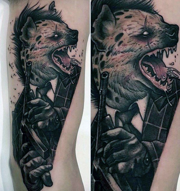 tatuaje hiena para hombre 36