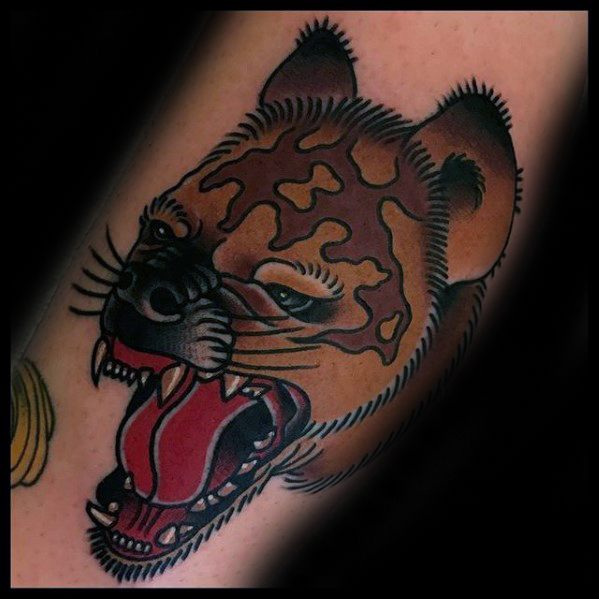 tatuaje hiena para hombre 46