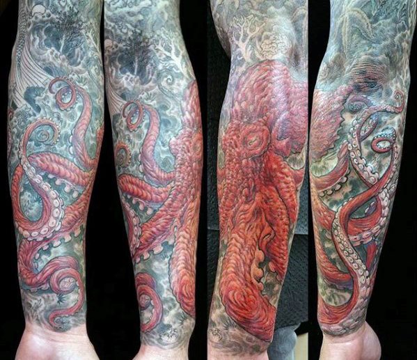tatuaje manga pulpo pecho para hombre 31