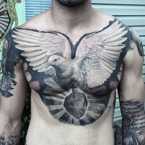 tatuaje paloma para hombre 35