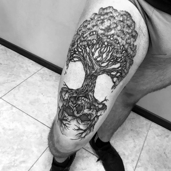 tatuaje perfecto arbol para hombre 05