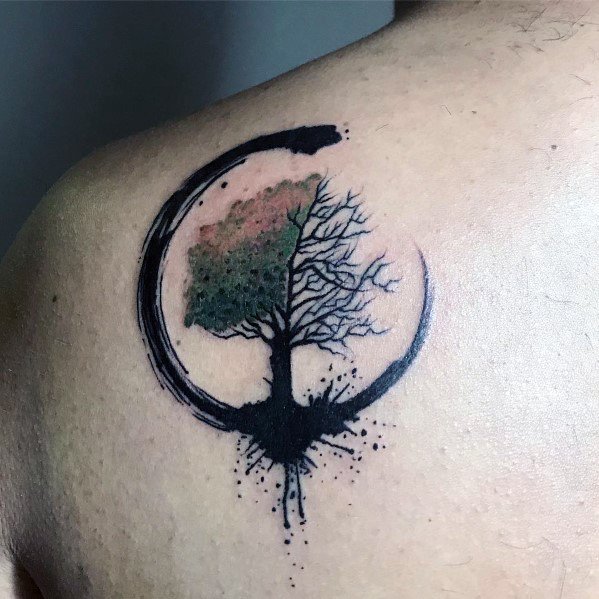 tatuaje perfecto arbol para hombre 18