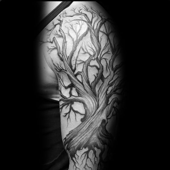 tatuaje perfecto arbol para hombre 38