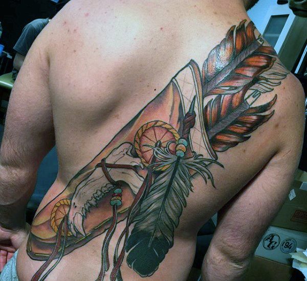 tatuaje plumas para hombre 05