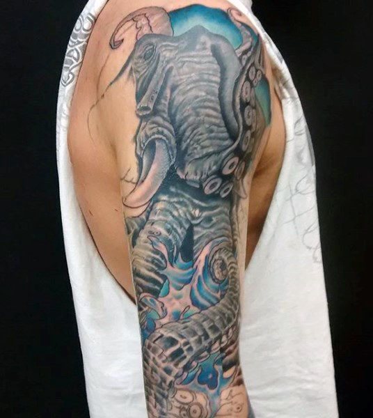 tatuaje pulpo en hombre 17