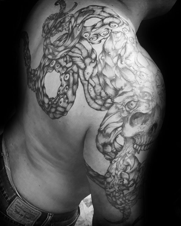 tatuaje pulpo para hombre 31