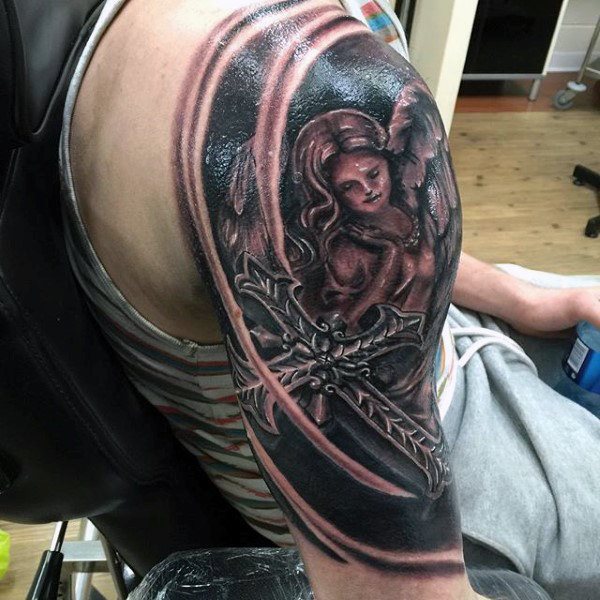 tatuaje religioso para hombre 21