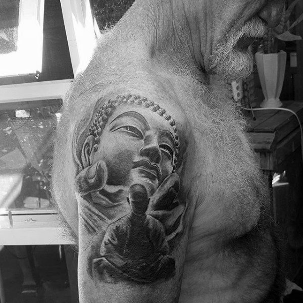 tatuaje religioso para hombre 54