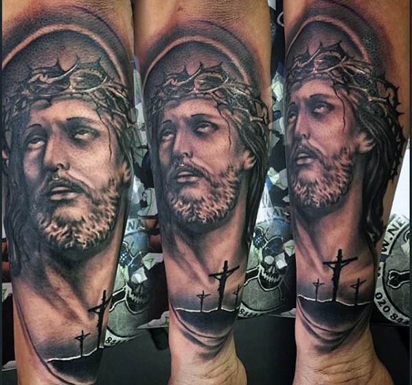 tatuaje religioso para hombre 76