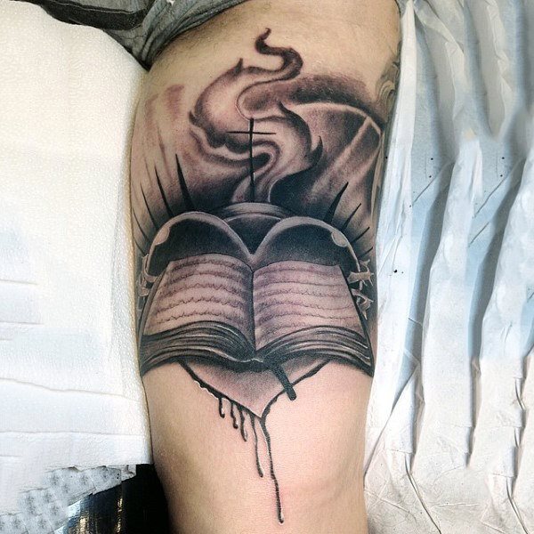 tatuaje religioso para hombre 78