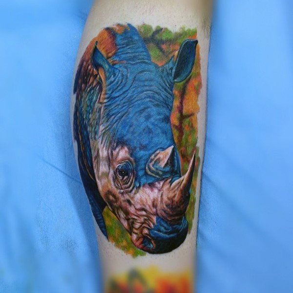 tatuaje rinoceronte para hombre 04
