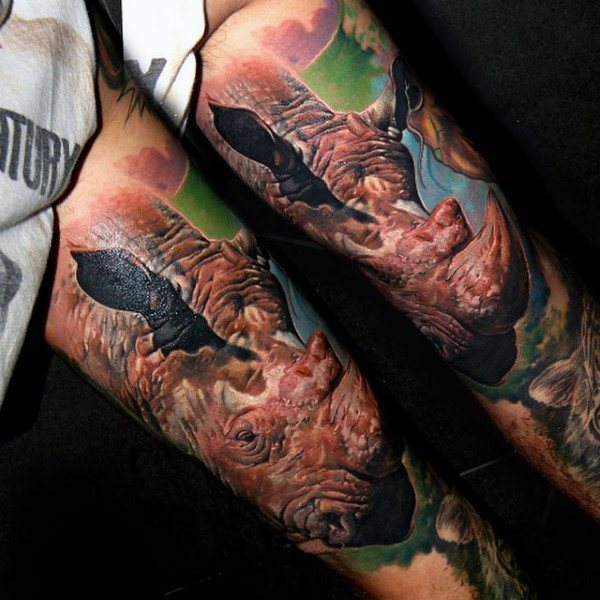 tatuaje rinoceronte para hombre 31