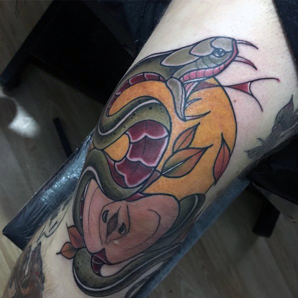 tatuaje serpiente nuevo estilo para hombre 17